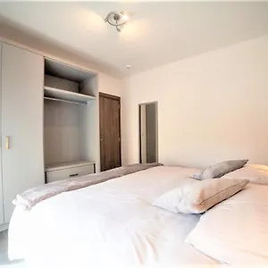 Apartament Isky, Gzira